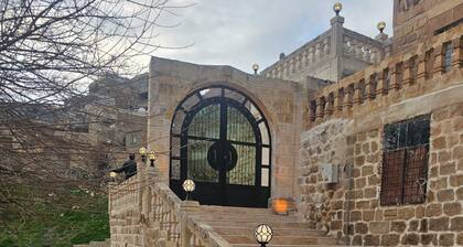 Hakanbey Konağı
