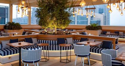 Mercure Dubai Gold District