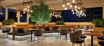 Mercure Dubai Gold District