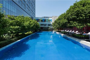Seasonal outdoor pool