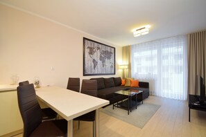 Apartament, balcó | Sala d'estar