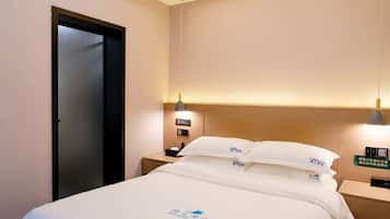 Classic Double Room, 1 Double Bed, Ground Floor | Individually decorated, individually furnished, free WiFi