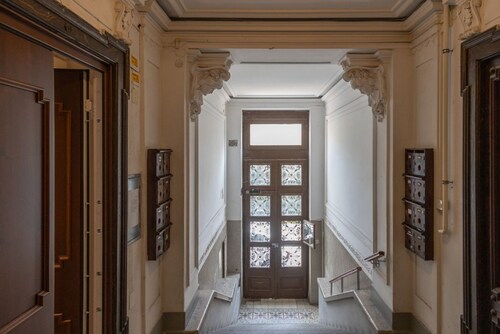 Hermes Apartment mit privatem Parkplatz