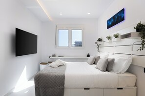 1 soverom, strykejern/-brett, reiseseng for barn og wi-fi