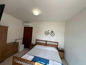 1 bedroom, internet, bed sheets - Andromeda Rooms  in Otranto (Otranto)