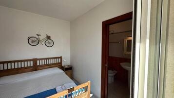 1 dormitorio, Internet, ropa de cama