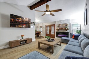 Smart TV, fireplace, offices