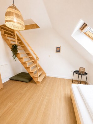 2 bedrooms, WiFi - "Meeresrauschen" - your retreat at the Deichkieker guesthouse - pets allowed (Wangerland)