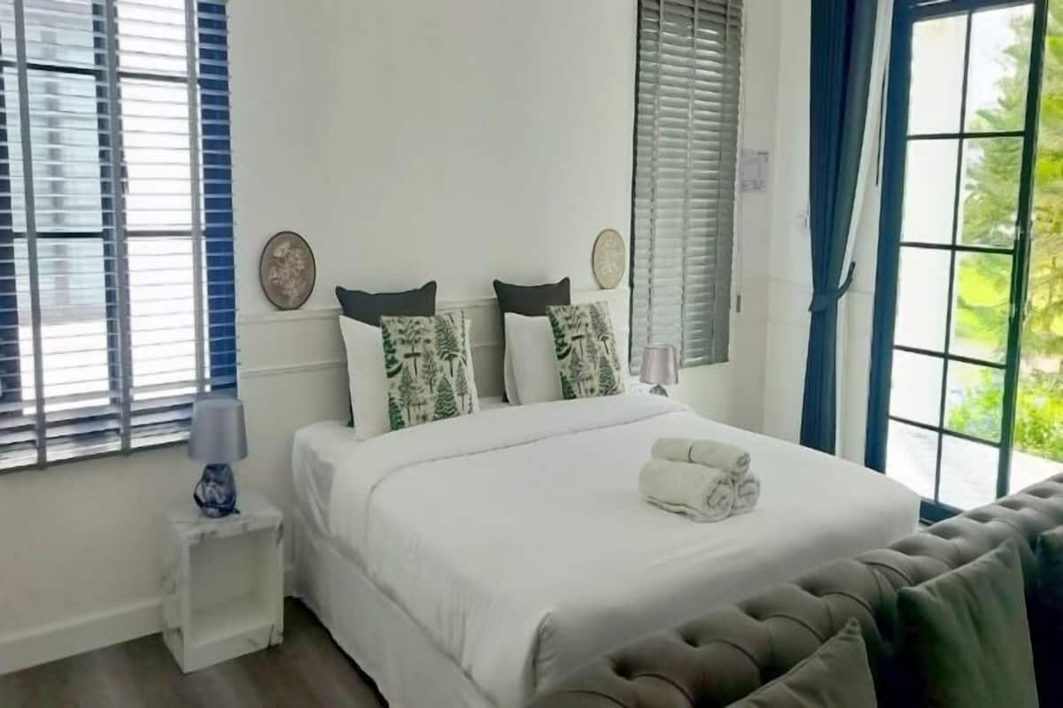 Soundproofing, iron/ironing board (on request), cots/infant beds