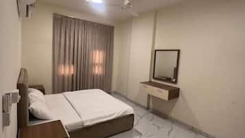 Luxury Apartment, 2 Bedrooms | 2 bedrooms, in-room safe, soundproofing, free WiFi