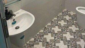 Uklassifisert bilde, 5 av 8, knapp