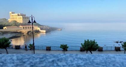 Beachfront apartment, unique view and location in the Alghero waterfront