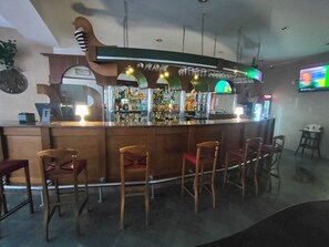 Bar (en la propiedad)