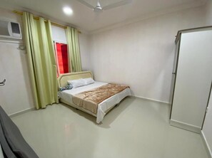 Minibar, free WiFi, wheelchair access