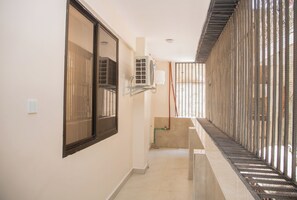 Deluxe Apartment, 4 Bedrooms, Non Smoking, City View | Room amenity