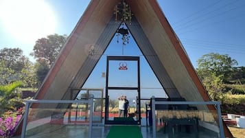 Prem Villa Cottage | Desk, free WiFi