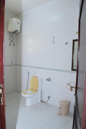 Villa Luxe, 5 chambres, cuisine | Salle de bain | Articles de toilette gratuits, serviettes fournies, savon, shampoing