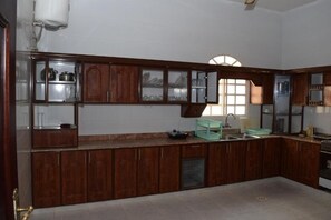 Mikrowelle, Kochgeschirr/Geschirr/Besteck