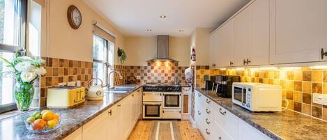 Microwave, oven, dishwasher