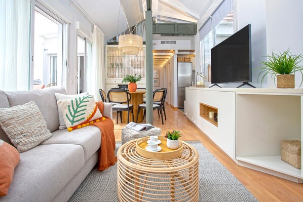 Lägenhet (3 Bedrooms) | Vardagsrum | Tv