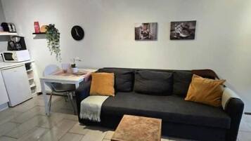 Books, music library