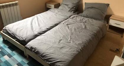 House for 12 people with swimming pool, Domaine d'Ayden