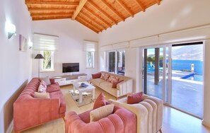 Villa, Sea View | 4 bedrooms, iron/ironing board, free WiFi