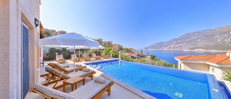Villa, vistas al mar | Piscina privada