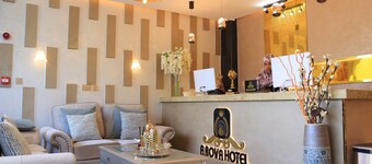 Arova Hotel