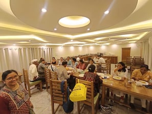 Restaurant - Hotel Khyber By Angl Wings (Srinagar)