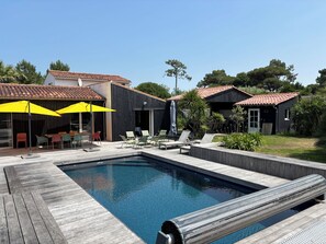 Outdoor pool, a heated pool