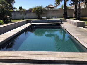 Piscine extérieure, piscine chauffée