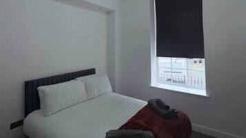 2 Schlafzimmer, Bügeleisen/Bügelbrett, WLAN, Bettwäsche