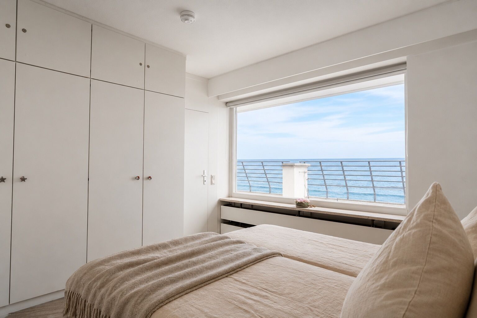1 bedroom, travel crib, free WiFi