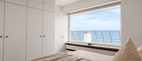 1 bedroom, travel crib, free WiFi