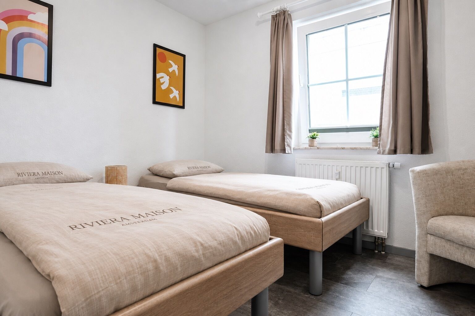 2 Schlafzimmer, Reisekinderbett, kostenloses WLAN