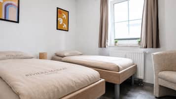 2 Schlafzimmer, Reisekinderbett, kostenloses WLAN
