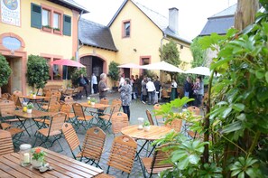 Udendørs bryllupsområde