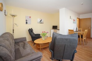 テレビ、ステレオ