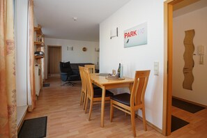 Dining - "Heimathafen Nr. 24" - right in the heart of Duhnen! (Cuxhaven)