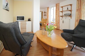 テレビ、ステレオ