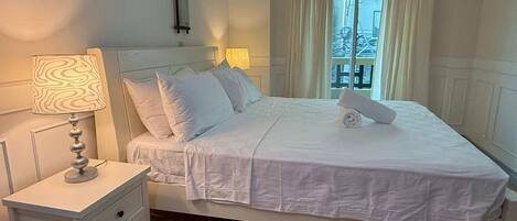 Room, 1 King Bed