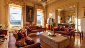Unclassified image, 4 of 93, button - Errol Park - Grand Stately Home & Views, Sleeps 20! (Errol)