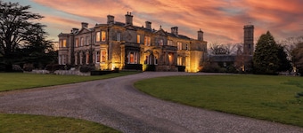 Errol Park - Grand Stately Home & Views, Sleeps 20!