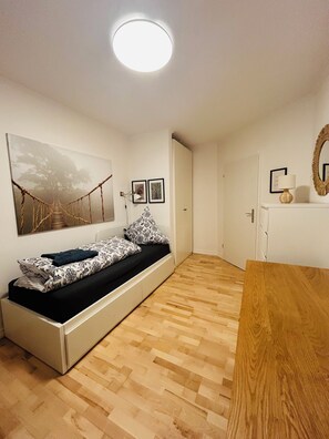 2 Schlafzimmer, Schreibtisch, kostenloses WLAN