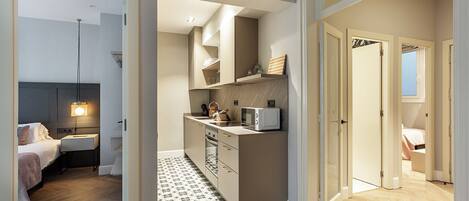 2 chambres, fer et planche à repasser, Wi-Fi, draps fournis