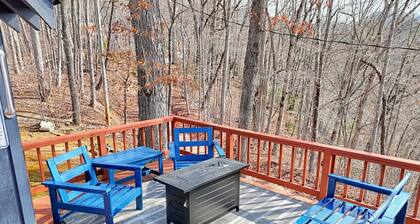 Rynns Retreat Mountain Views