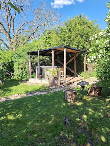 Stay for 2 in a cosy micro-lodge in the heart of nature, with private Jacuzzi.