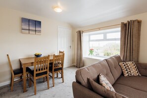 Smart TV, fireplace, table football, ping pong