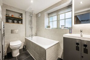 Hårtørrer, håndklæder